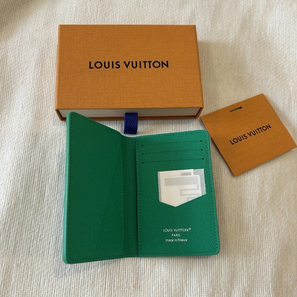 Louis Vuitton Pocket Organizer - Picture 5 of 9